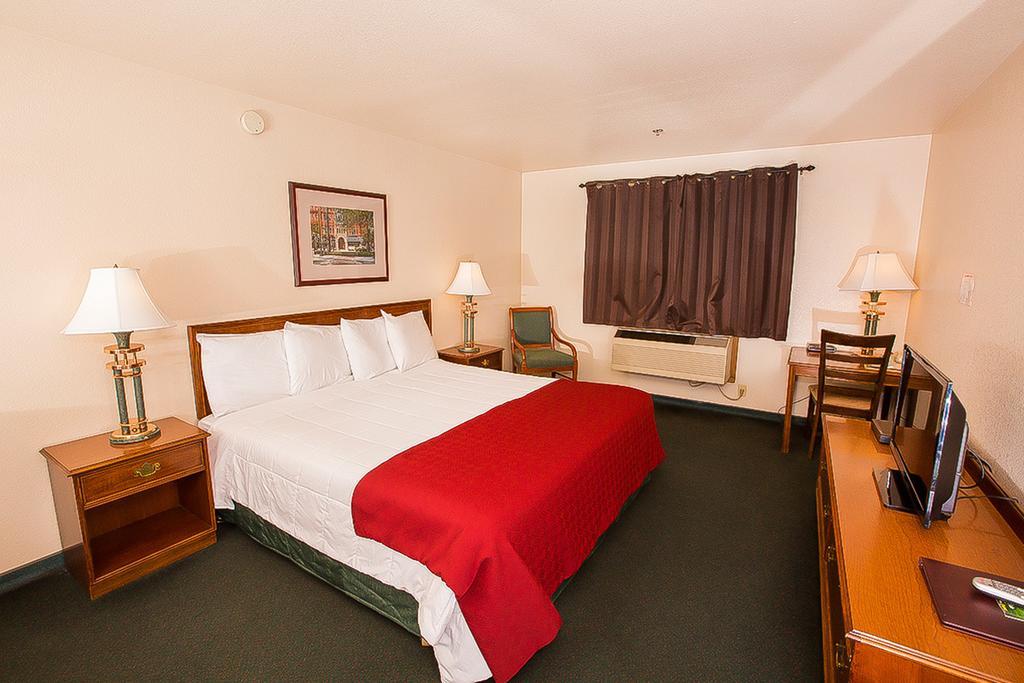 Village Inn & Suites Marysville Quarto foto